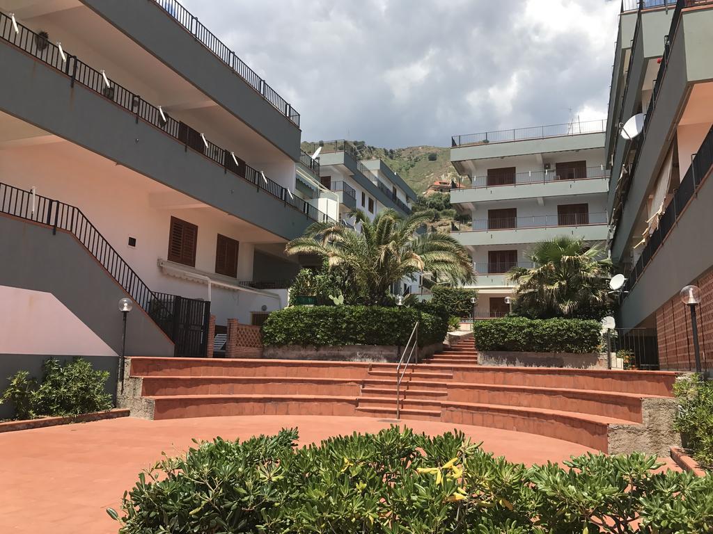 Casa Paloma Apartamento Letoianni Exterior foto